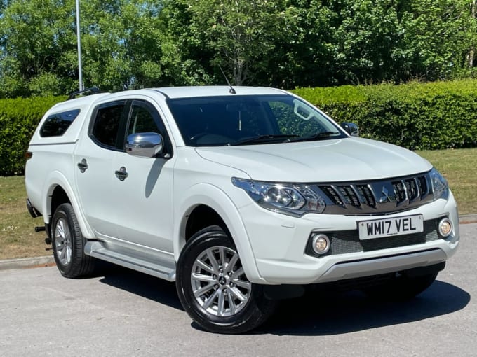 2025 Mitsubishi L200