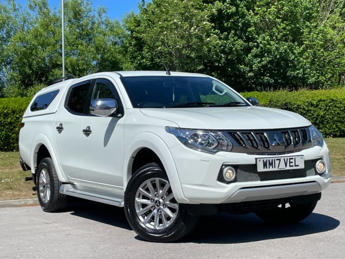 2025 Mitsubishi L200