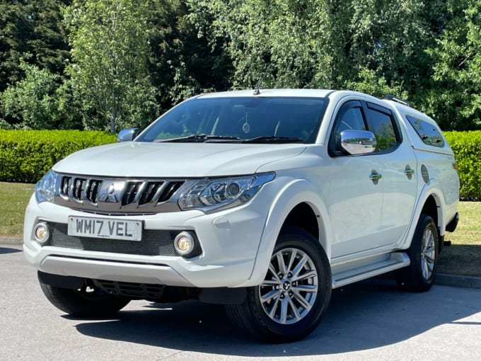 2025 Mitsubishi L200