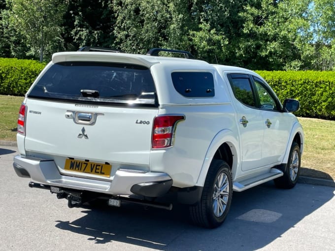 2025 Mitsubishi L200