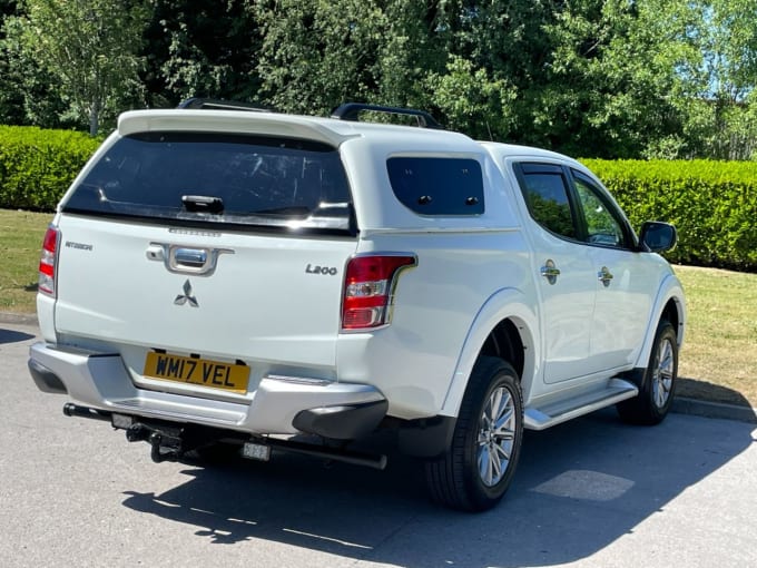 2025 Mitsubishi L200
