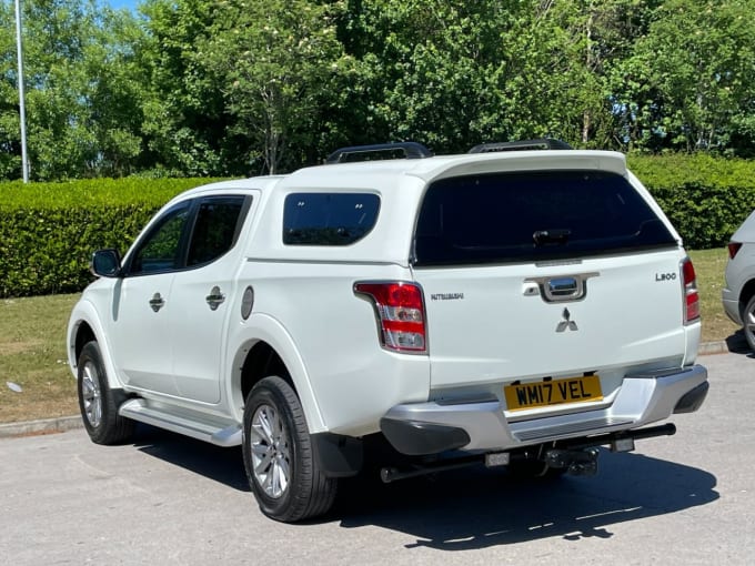 2025 Mitsubishi L200