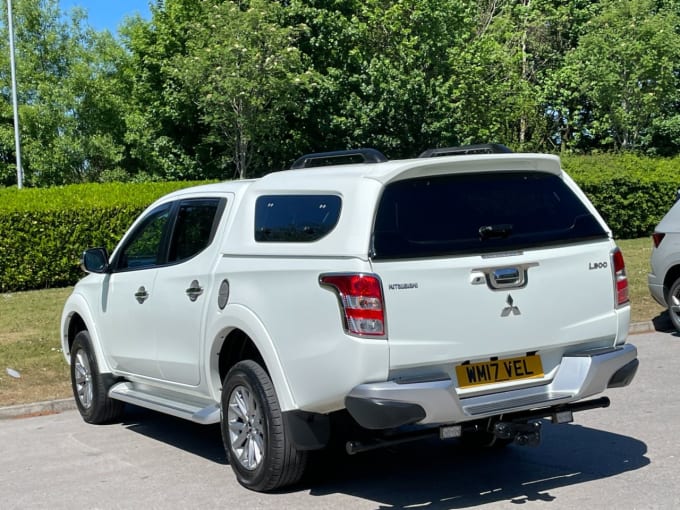 2025 Mitsubishi L200