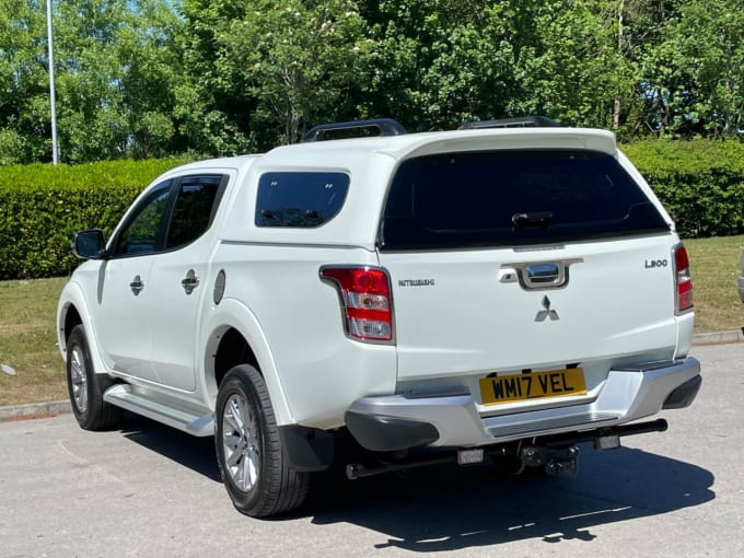 2025 Mitsubishi L200