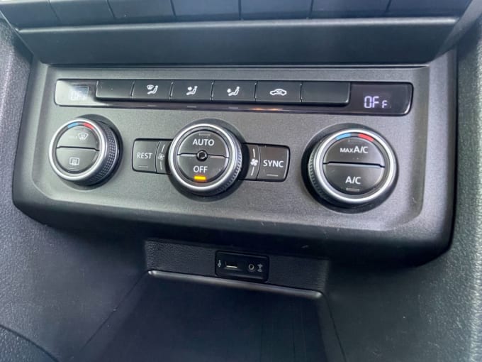 2025 Volkswagen Amarok