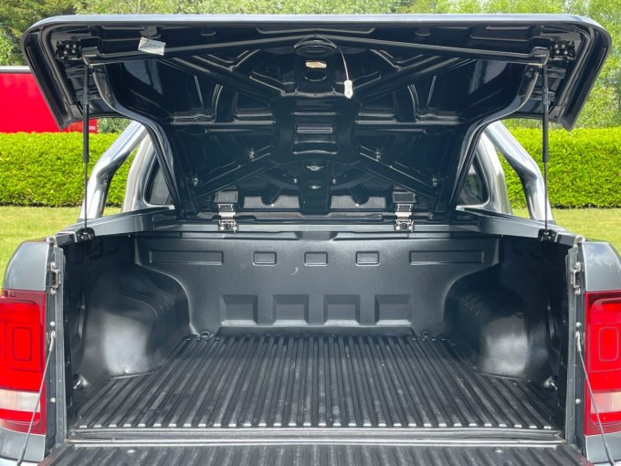 2025 Volkswagen Amarok