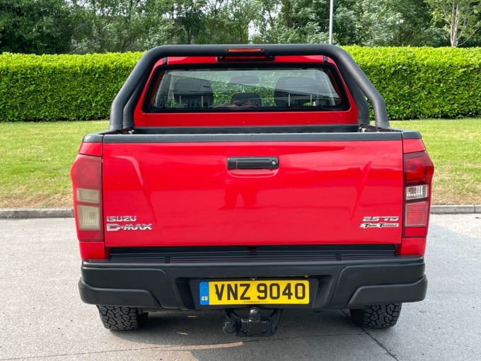 2025 Isuzu D-max