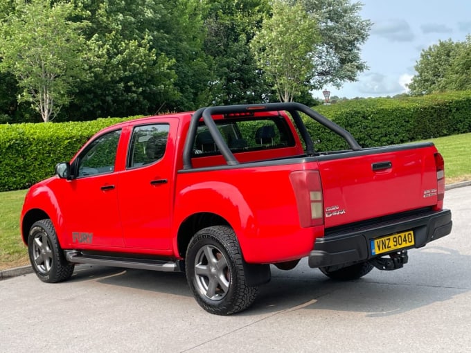 2025 Isuzu D-max