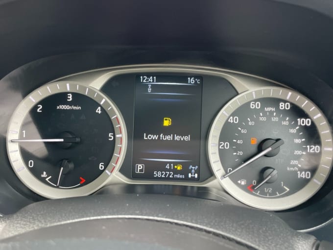 2025 Nissan Navara