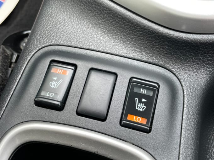 2025 Nissan Navara