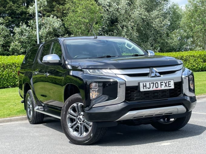 2025 Mitsubishi L200