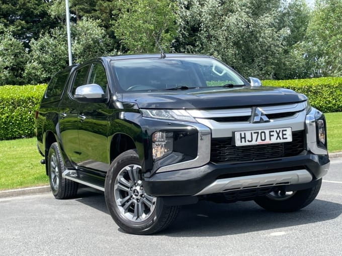 2025 Mitsubishi L200