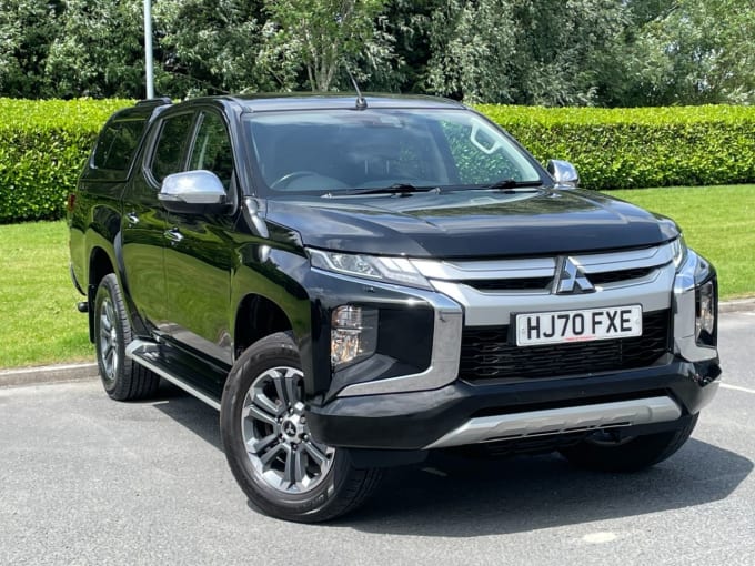 2025 Mitsubishi L200