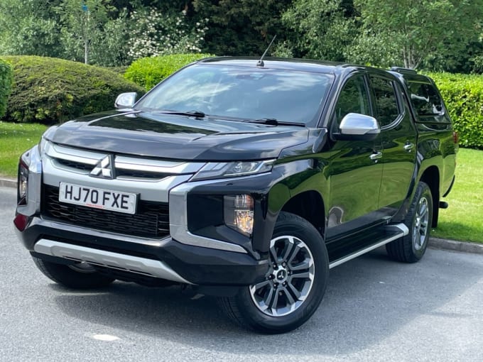 2025 Mitsubishi L200