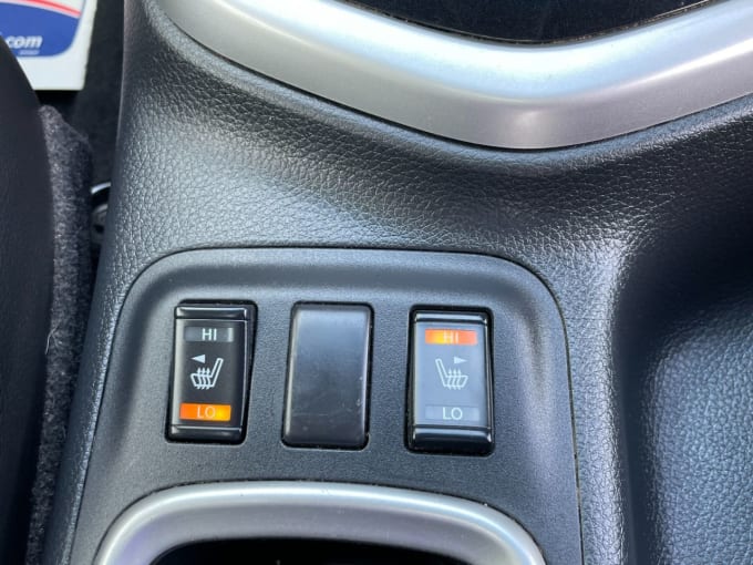 2025 Nissan Navara