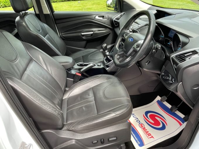 2025 Ford Kuga