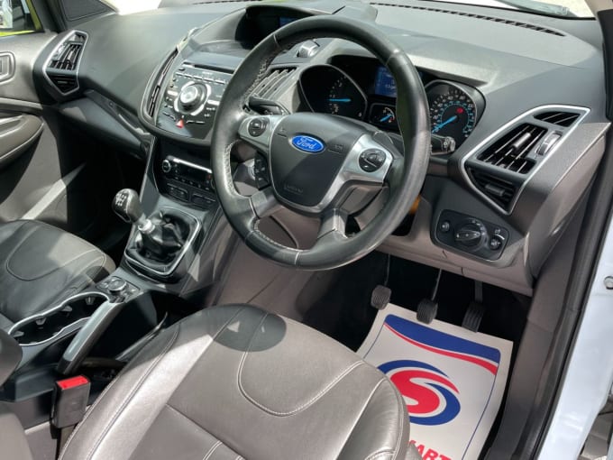 2025 Ford Kuga
