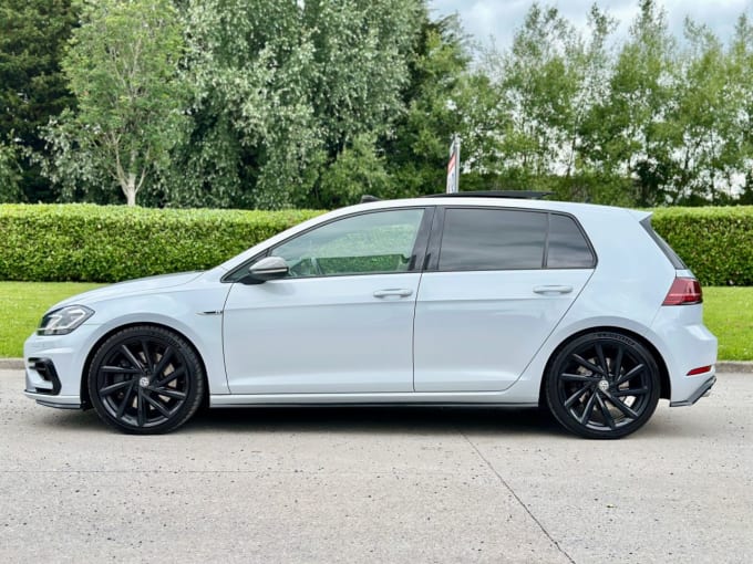 2025 Volkswagen Golf