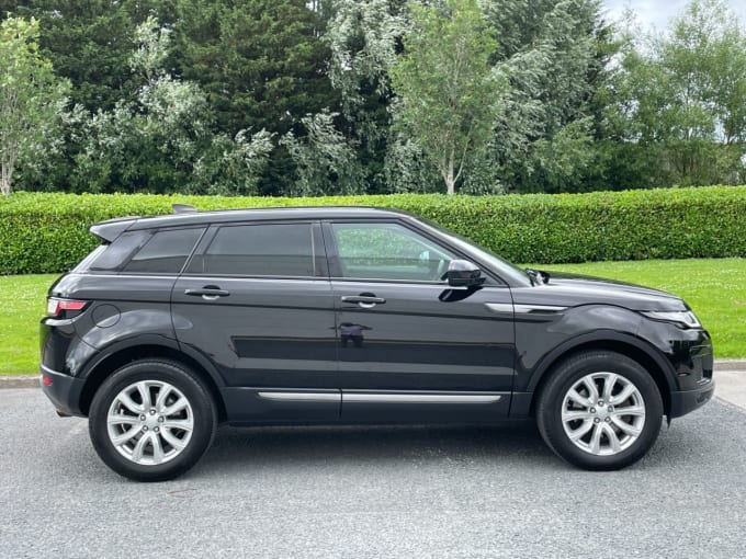 2025 Land Rover Range Rover Evoque