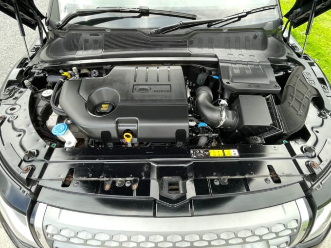 2025 Land Rover Range Rover Evoque