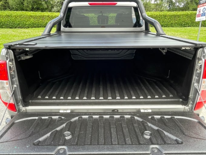 2025 Nissan Navara