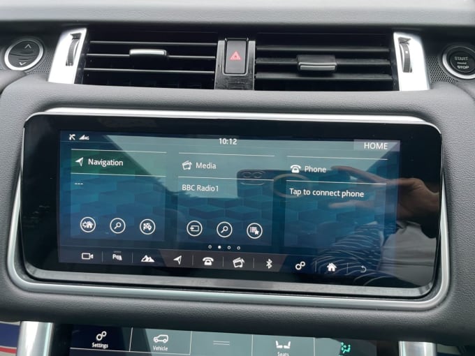 2025 Land Rover Range Rover Sport