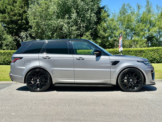 2025 Land Rover Range Rover Sport