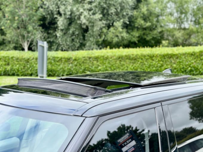 2025 Land Rover Range Rover