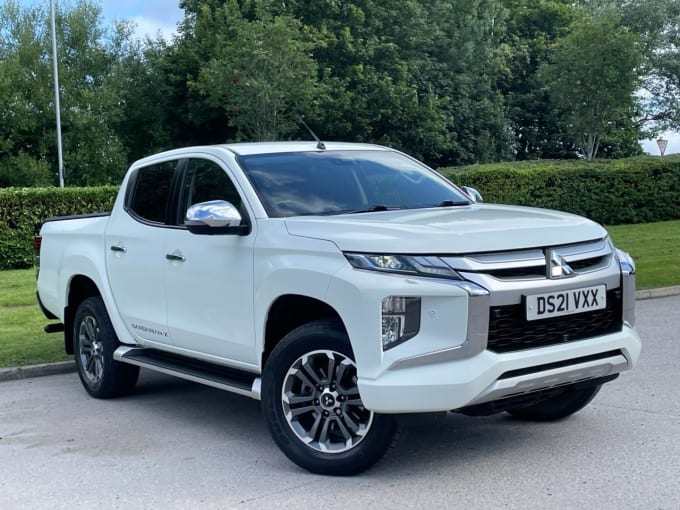 2025 Mitsubishi L200