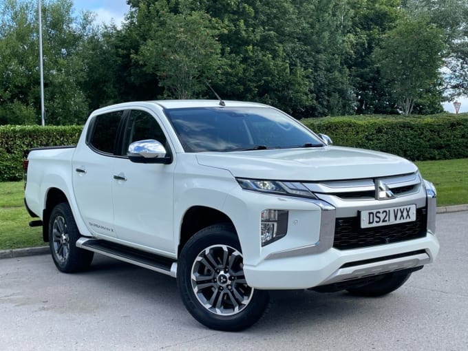 2025 Mitsubishi L200