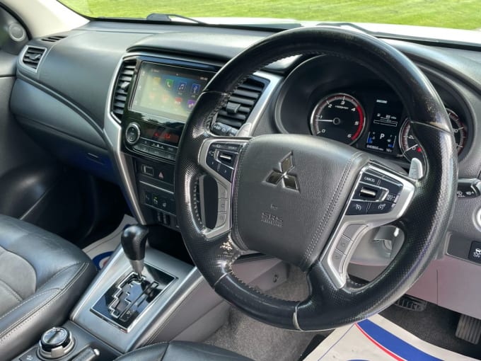 2025 Mitsubishi L200