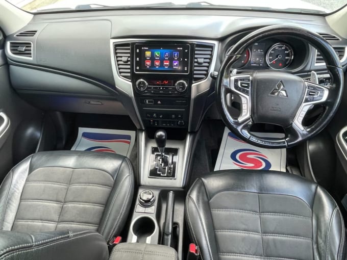 2025 Mitsubishi L200