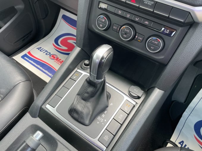 2025 Volkswagen Amarok