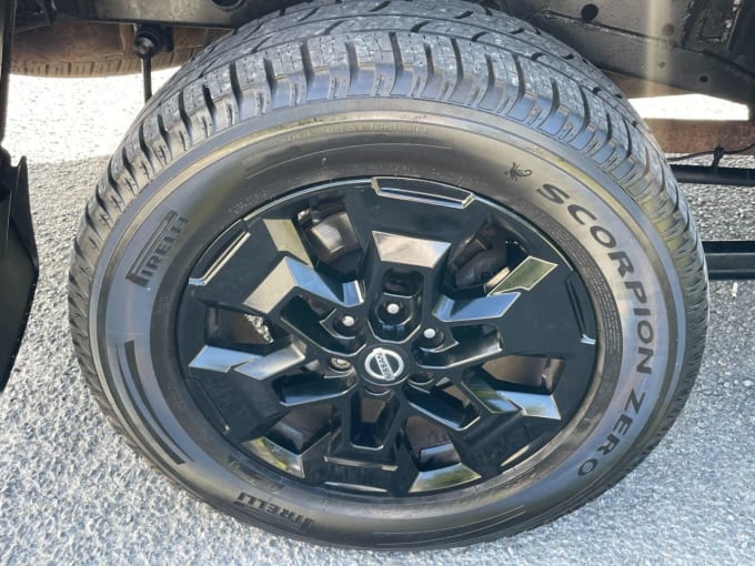 2025 Nissan Navara