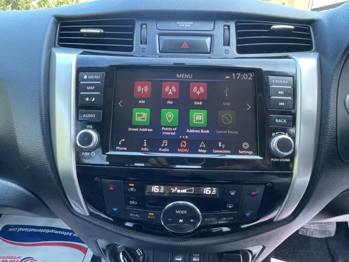 2025 Nissan Navara