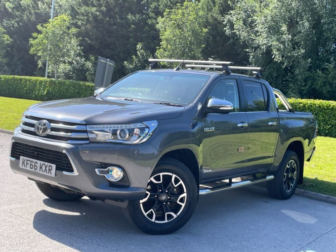 2025 Toyota Hi-lux
