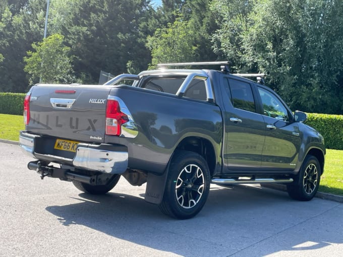 2025 Toyota Hi-lux