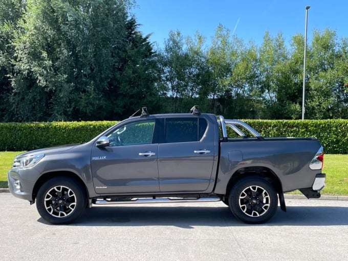 2025 Toyota Hi-lux