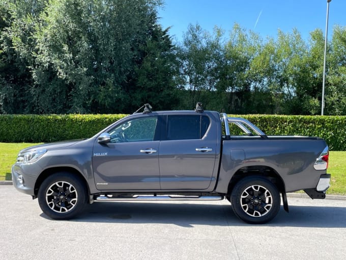 2025 Toyota Hi-lux