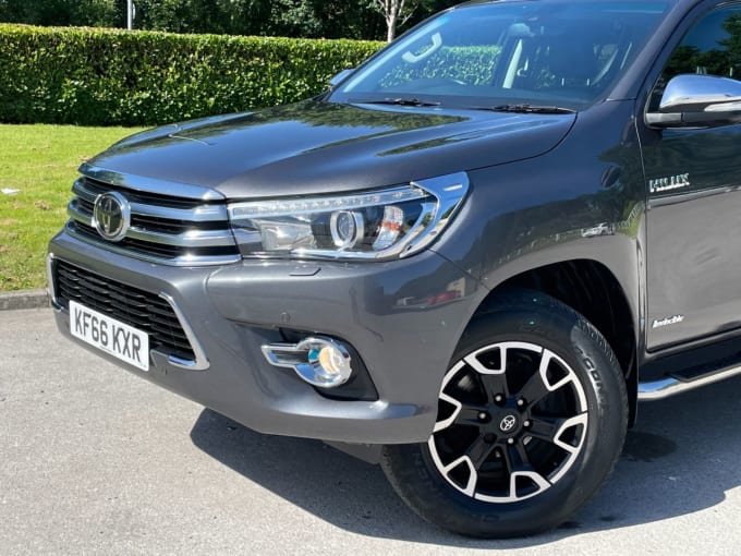 2025 Toyota Hi-lux