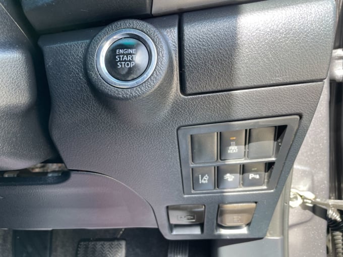 2025 Toyota Hi-lux