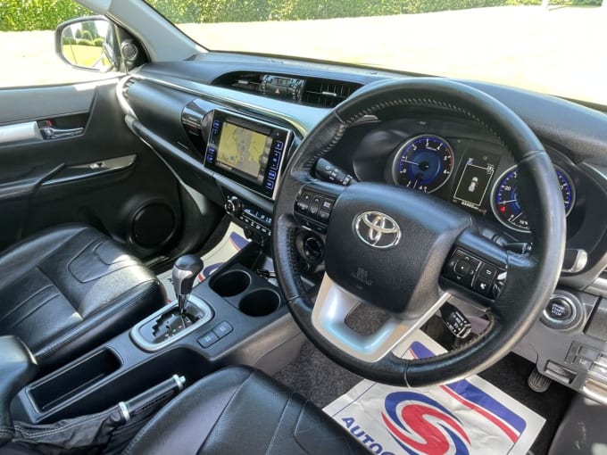 2025 Toyota Hi-lux