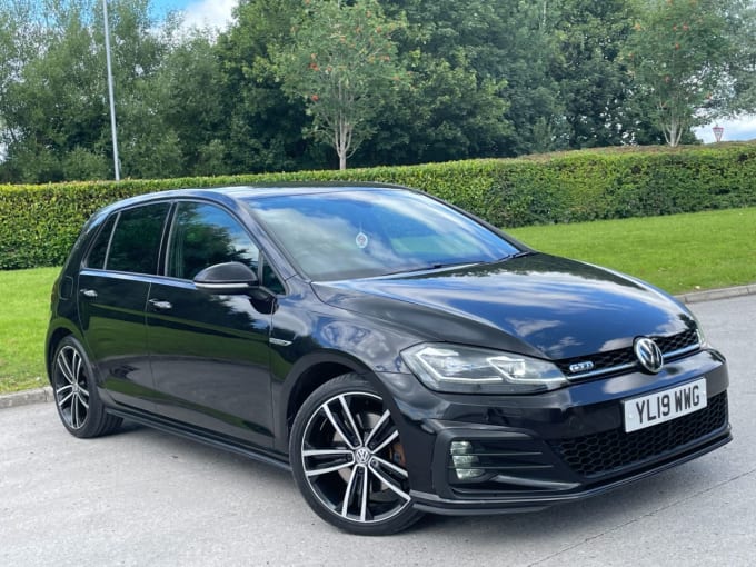 2025 Volkswagen Golf