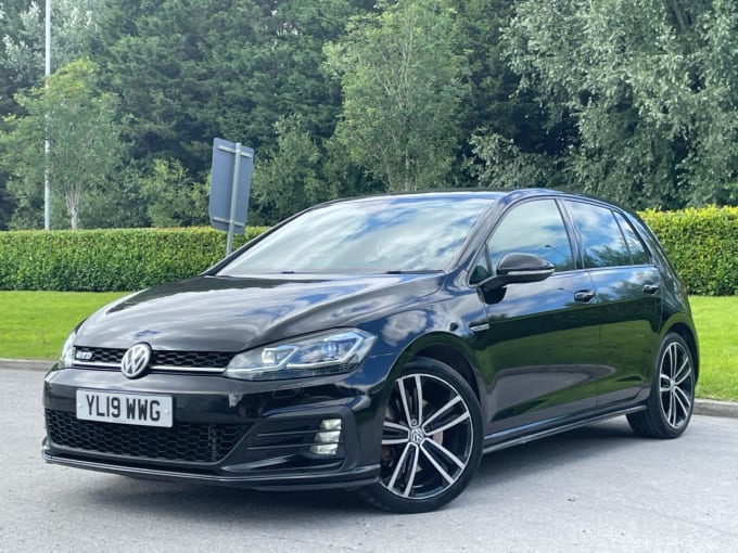 2025 Volkswagen Golf