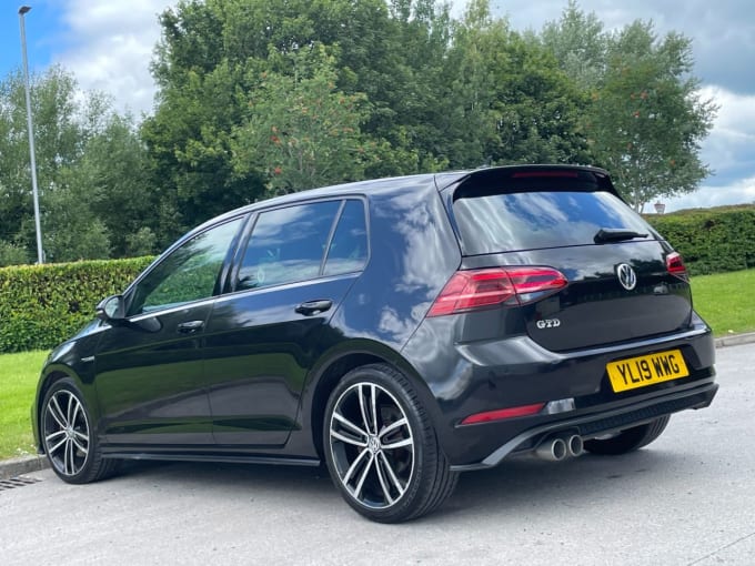 2025 Volkswagen Golf