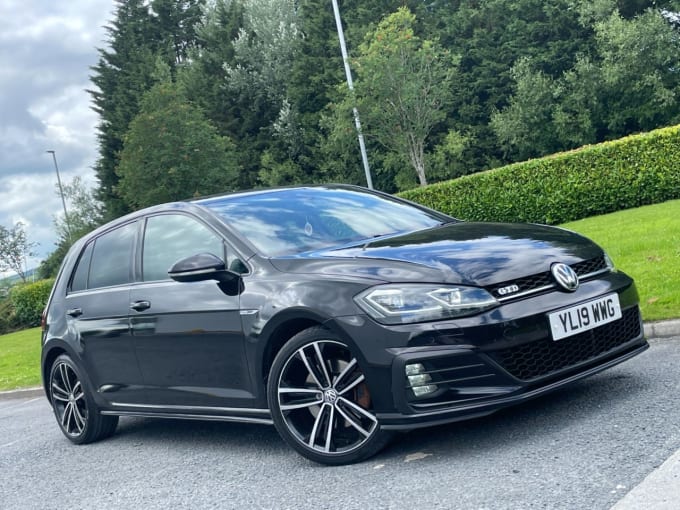 2025 Volkswagen Golf