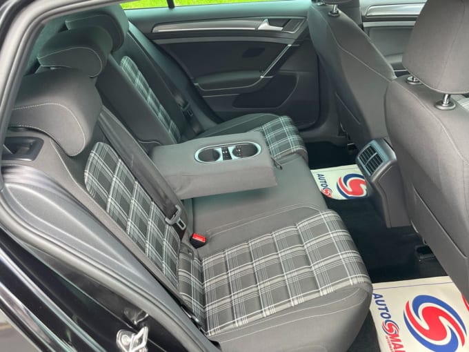 2025 Volkswagen Golf