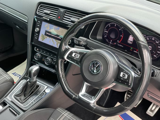 2025 Volkswagen Golf