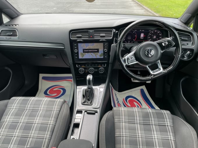 2025 Volkswagen Golf