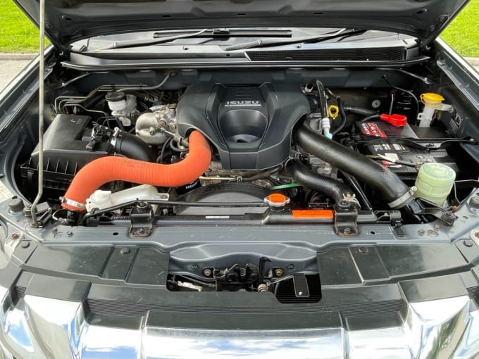 2025 Isuzu D-max